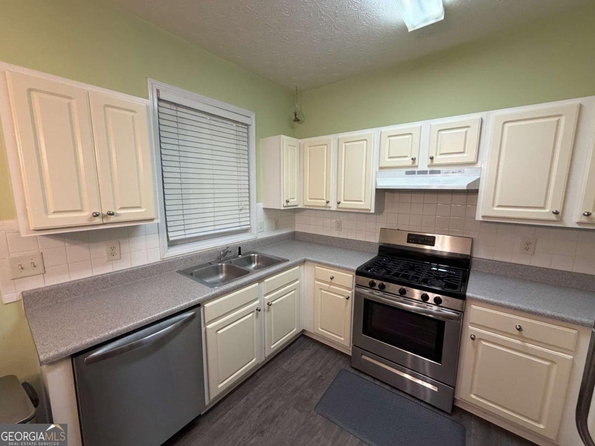 2601 Avery Park Circle Atlanta - Photo 8