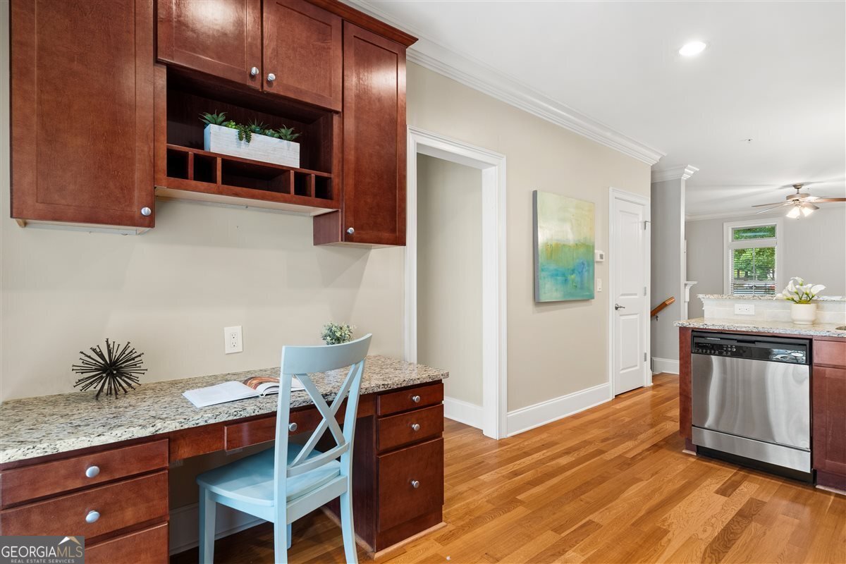 2704 Wander Lane Alpharetta - Photo 7