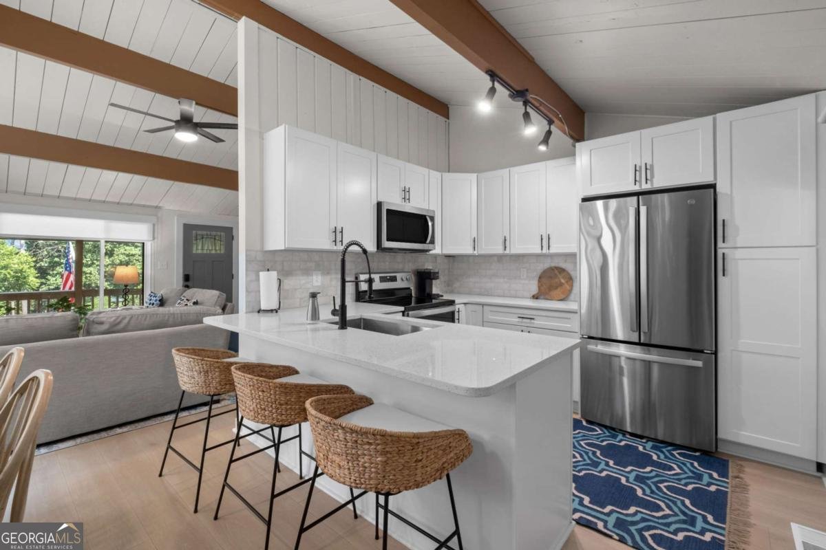 2455 Hawk Creek Trail Cumming - Photo 12