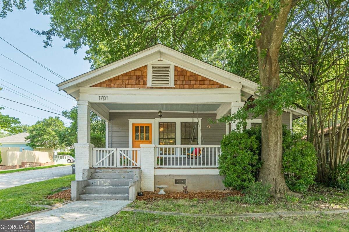 1701 Neely Avenue East Point - main photo