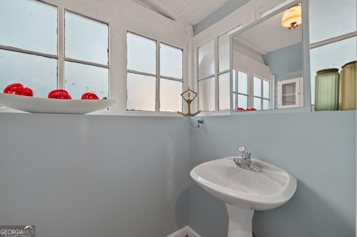 1701 Neely Avenue East Point - Photo 33