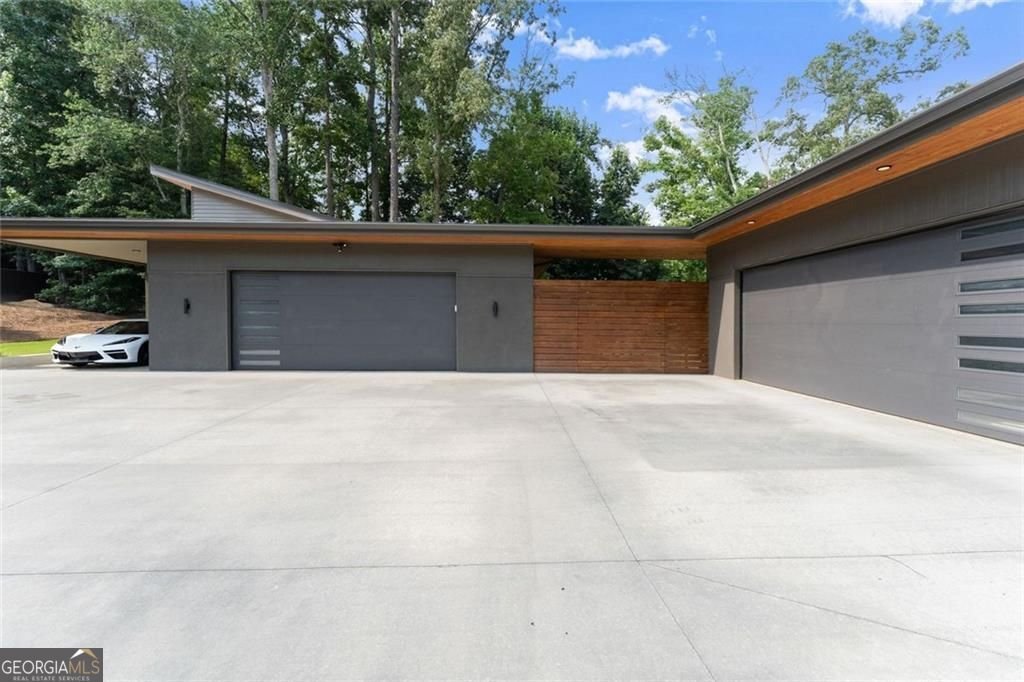 574 Riverside Road Sugar Hill - Photo 6