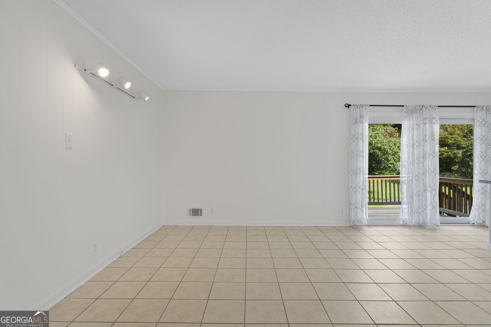 4306 Bouldercrest Road Ellenwood - Photo 12