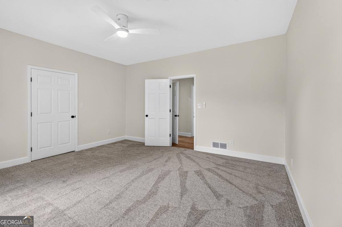560 Hawthorne Drive Fayetteville - Photo 24