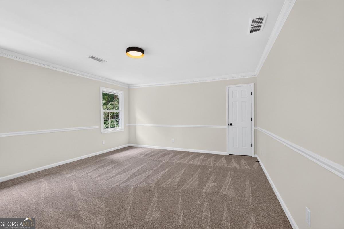 560 Hawthorne Drive Fayetteville - Photo 32