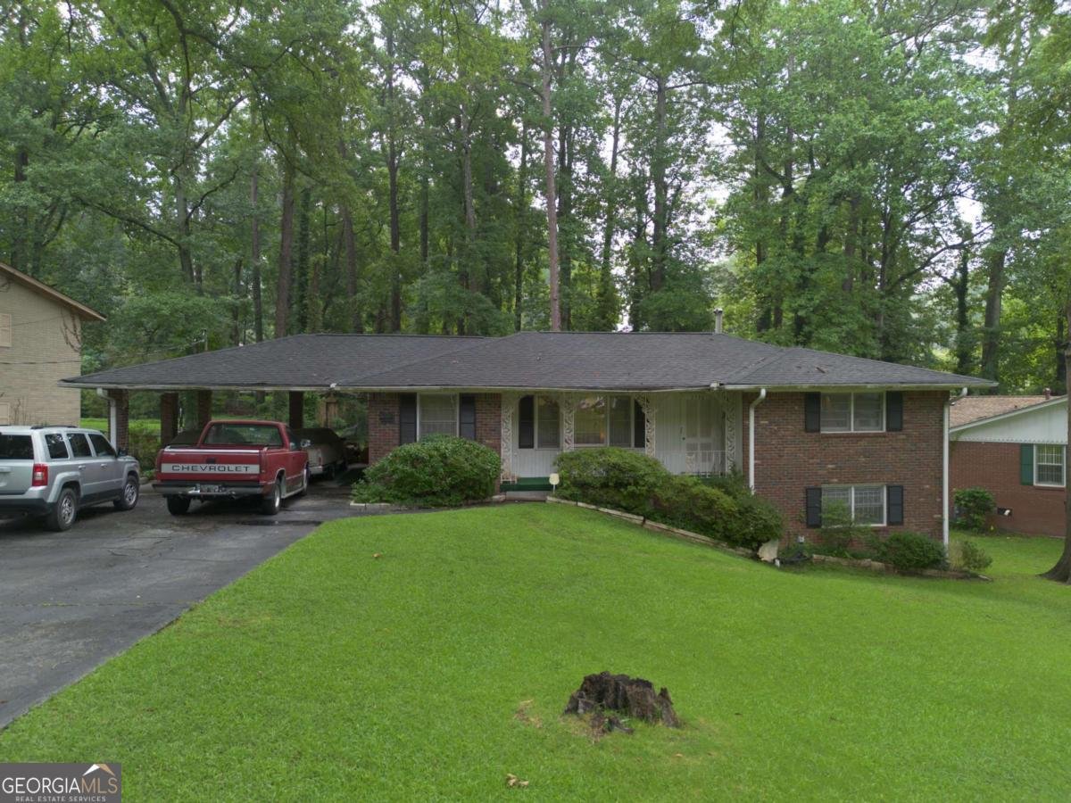 2738 Black Forest Trail Atlanta - main photo