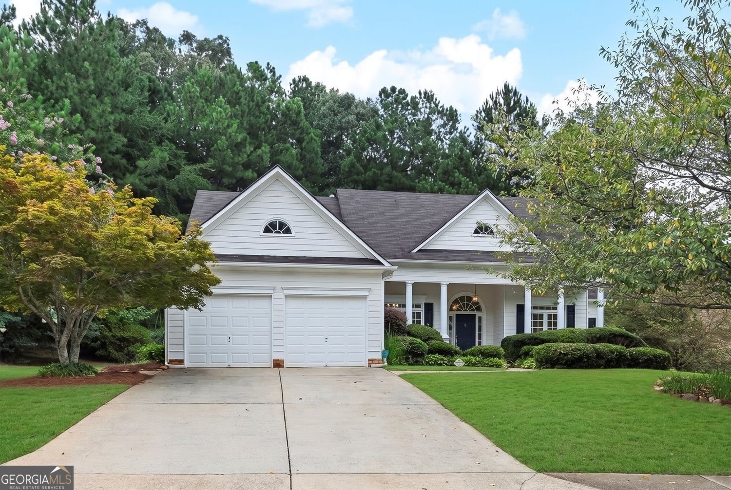 457 Crestview Drive Dallas - main photo