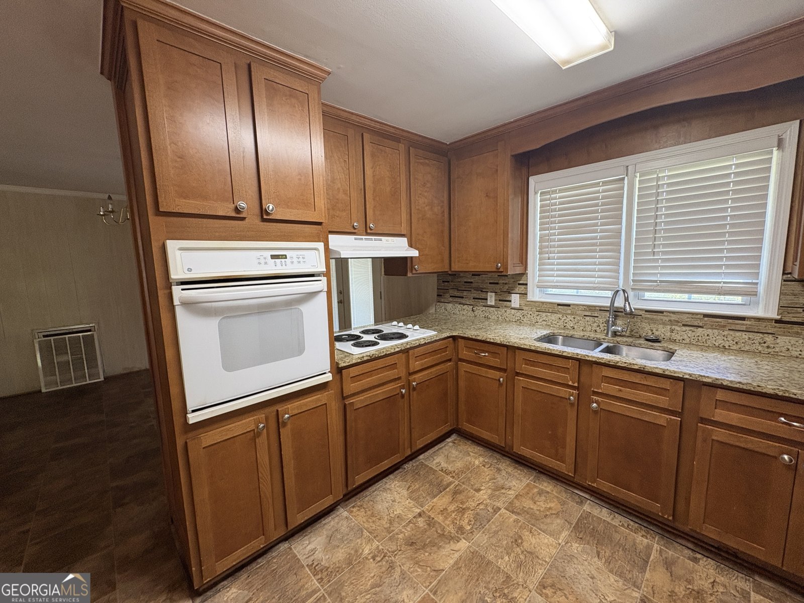 5620 Forest Avenue Eastman - Photo 8