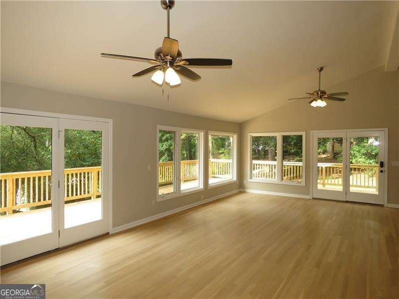 2079 Silversmith Lane Stone Mountain - Photo 10