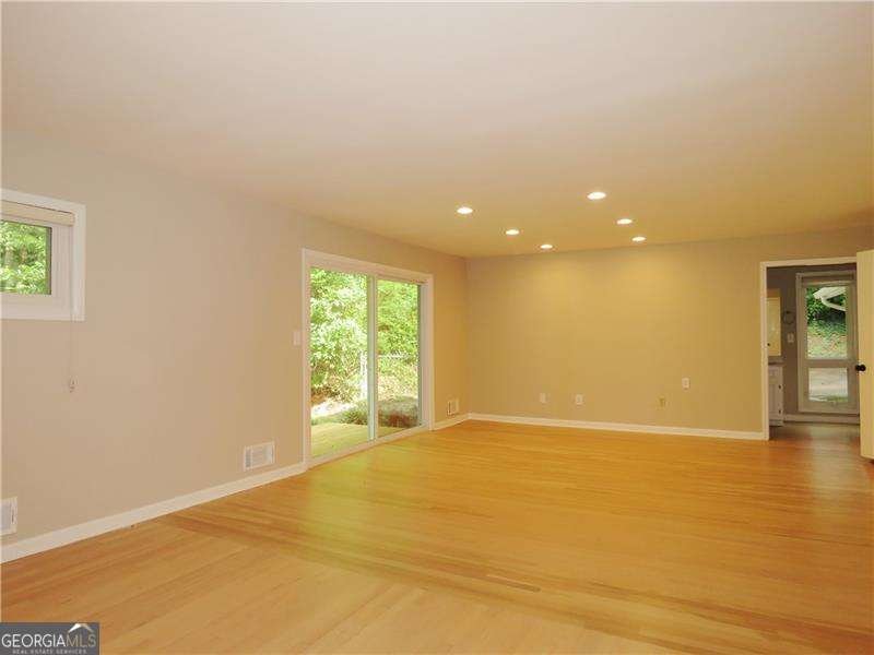 2079 Silversmith Lane Stone Mountain - Photo 21