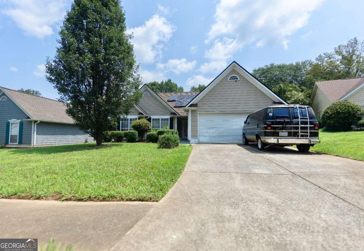2805 Avalon Meadows Lane Lawrenceville - main photo