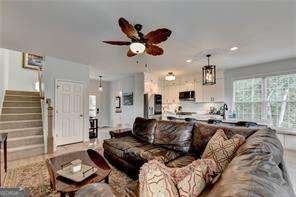6980 Diana Circle Gainesville - Photo 9