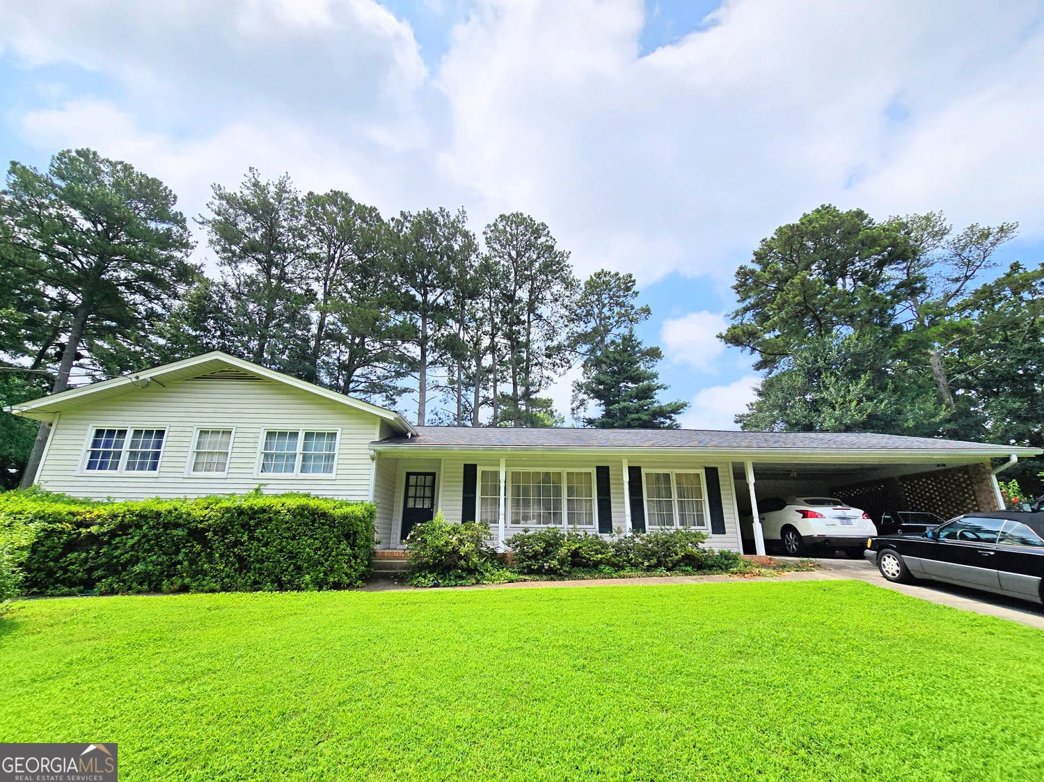 2523 Andover Drive Atlanta - main photo