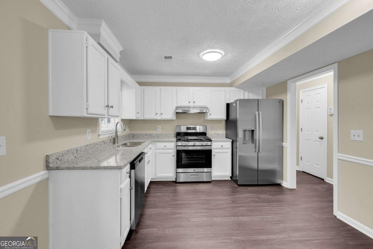 1426 Emerald Pine Court Lawrenceville - Photo 15