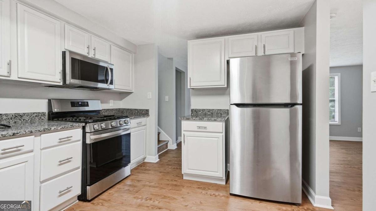 3569 Oak Knoll Drive Marietta - Photo 10