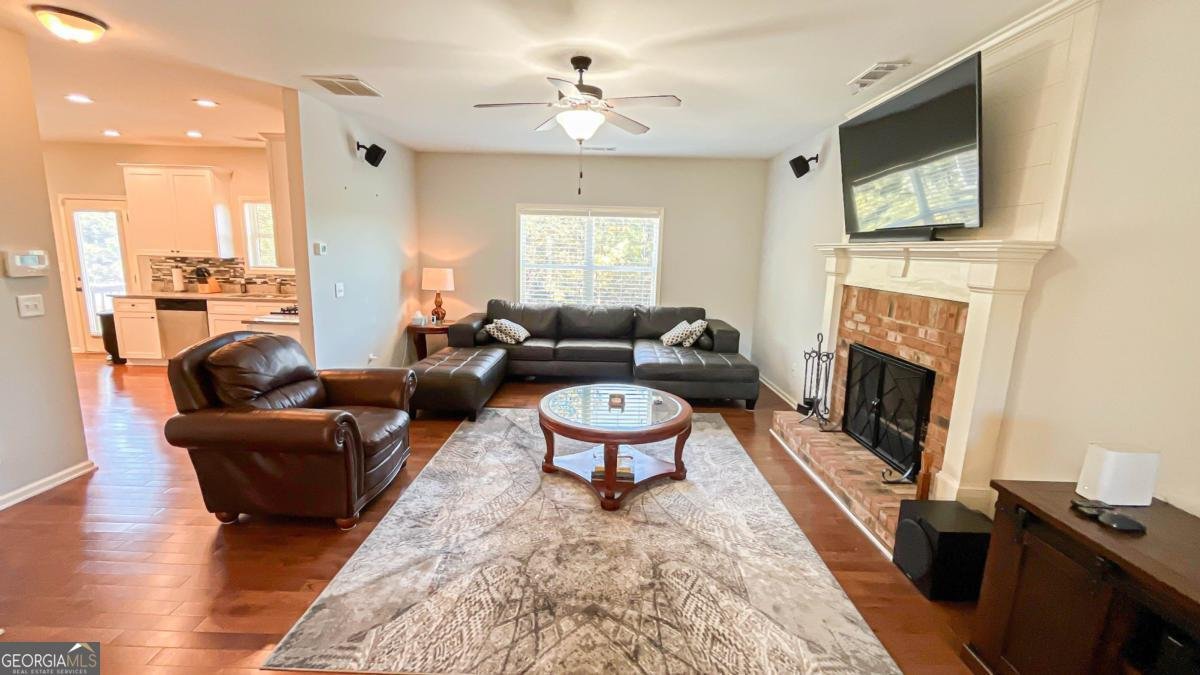 3835 Hawk Tail Drive Loganville - Photo 9
