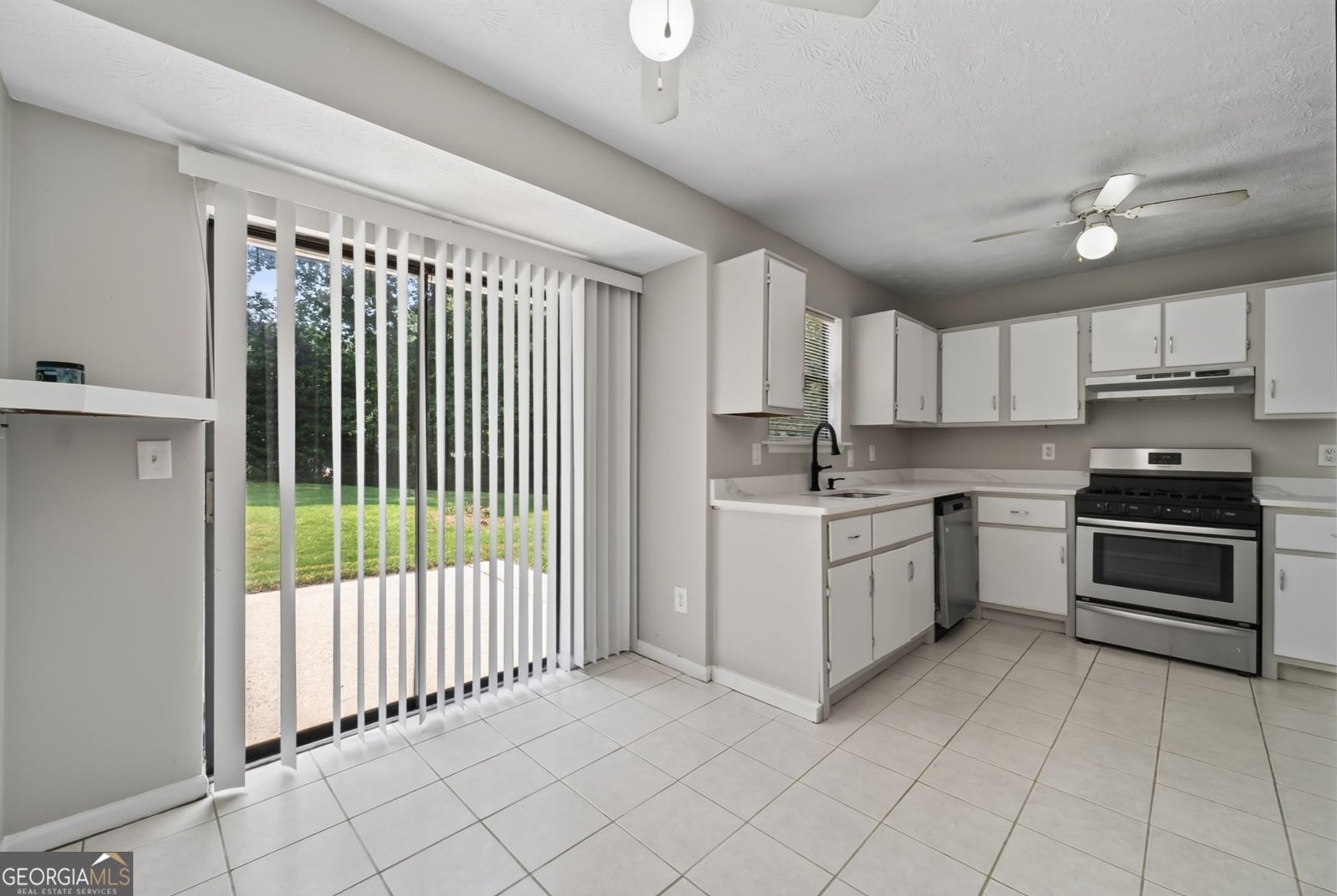 2071 Walden Park Place Snellville - Photo 14