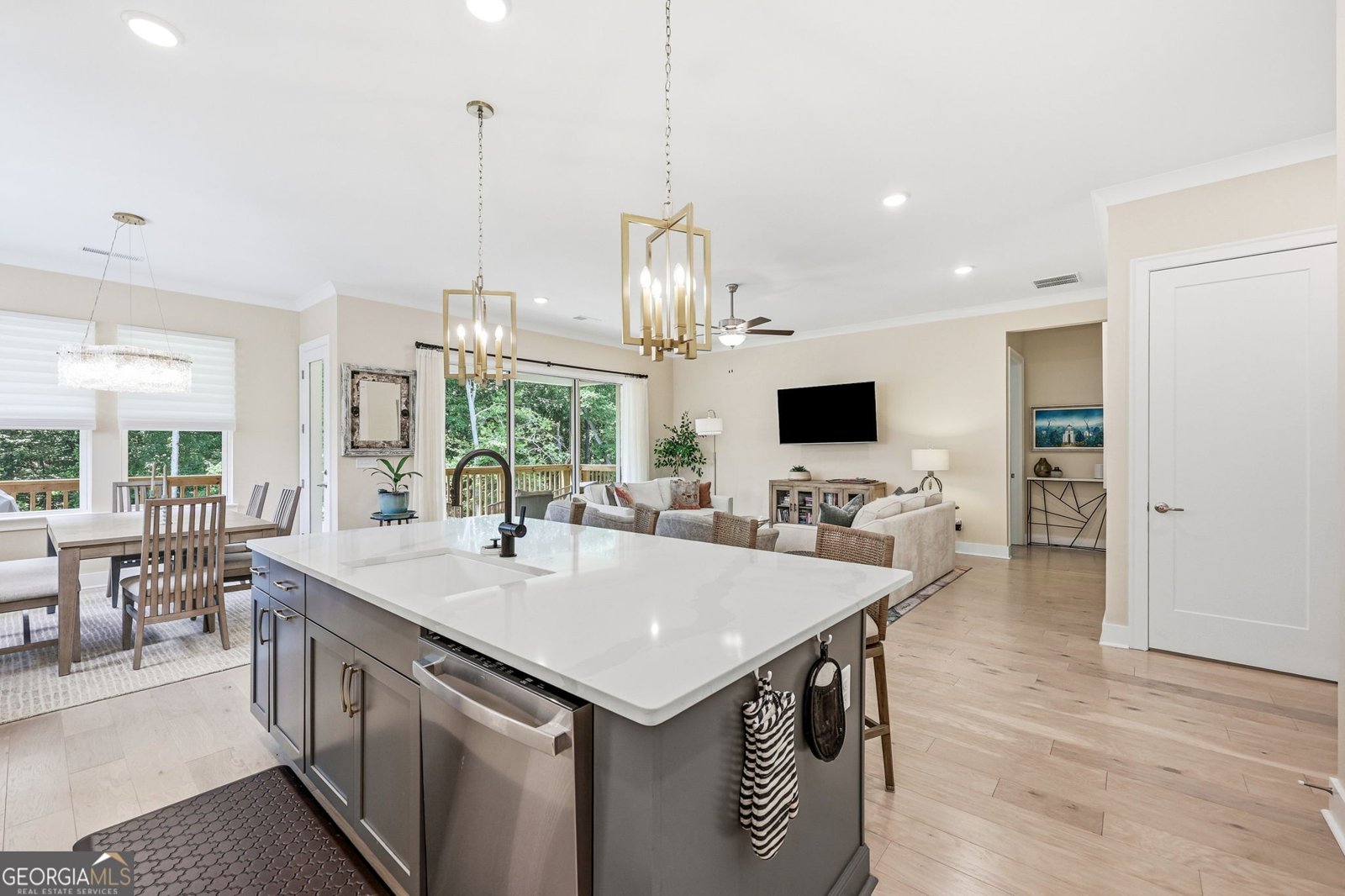 7012 Cottage Grove Drive Flowery Branch - Photo 21