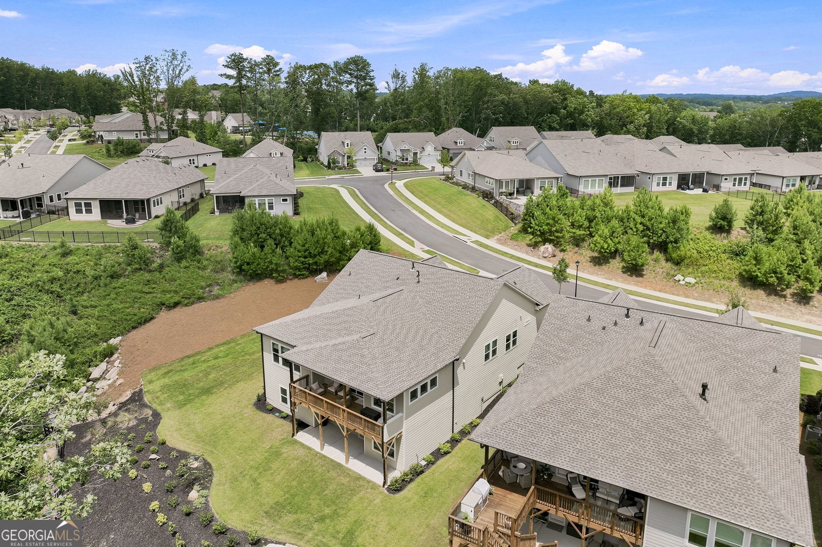 7012 Cottage Grove Drive Flowery Branch - Photo 8