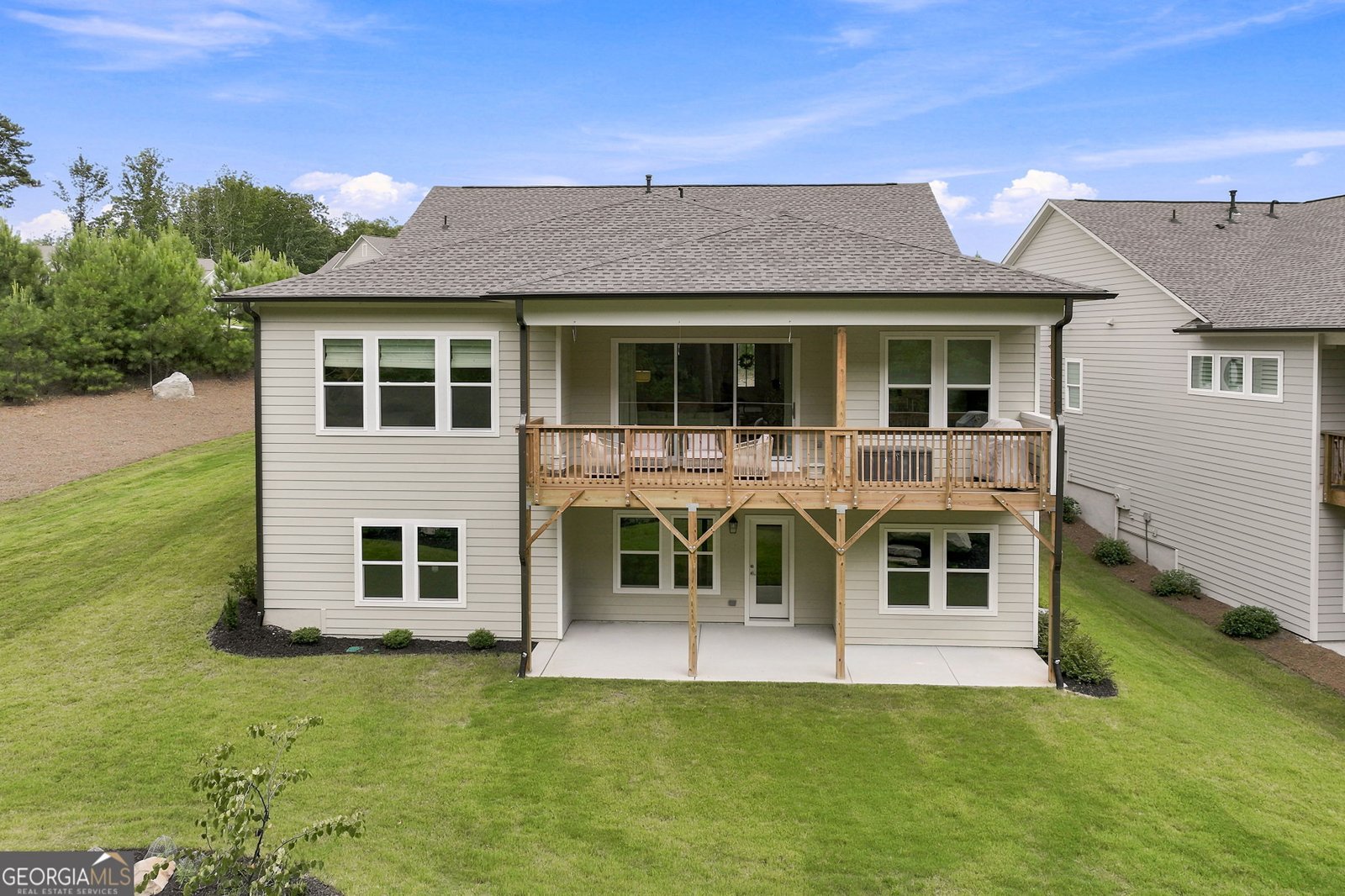 7012 Cottage Grove Drive Flowery Branch - Photo 9