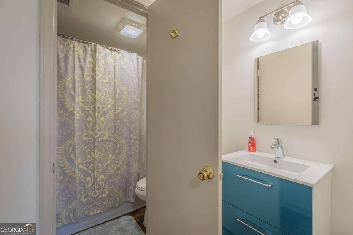 1113 River Road Cleveland - Photo 38