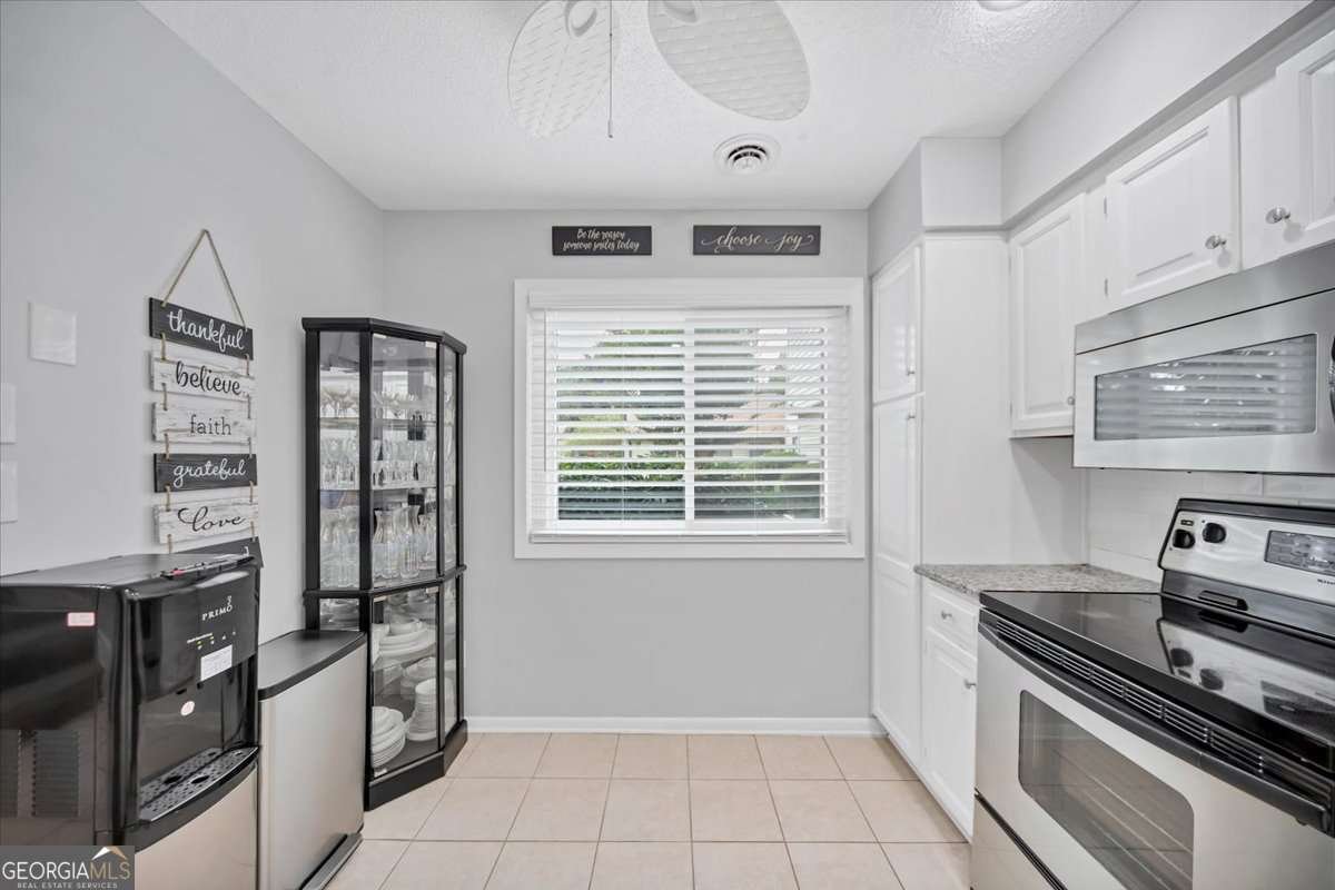1182 Country Court Lawrenceville - Photo 11