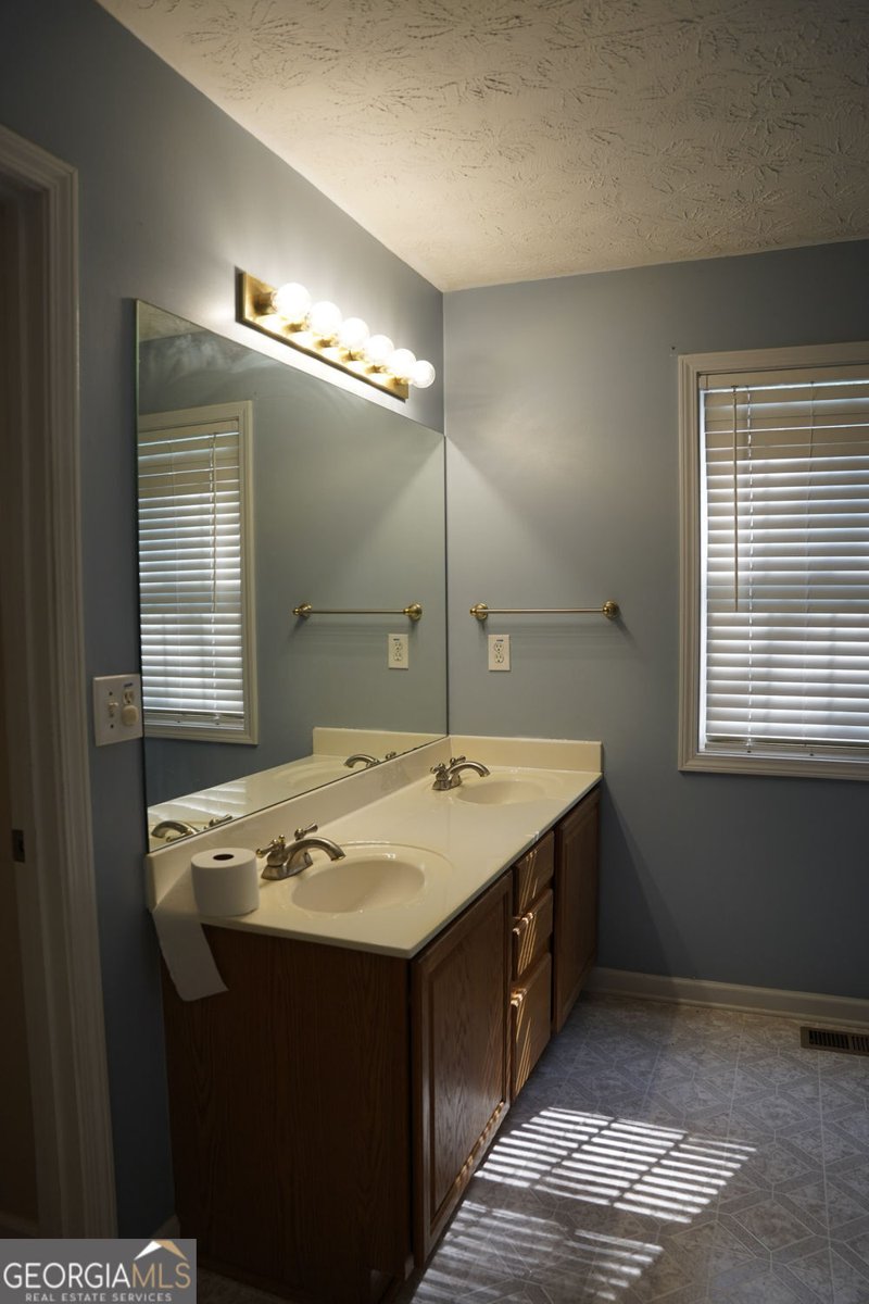 6960 Glen Drive Cumming - Photo 18