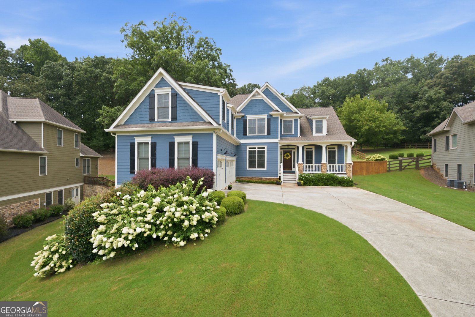 410 Kings Point Drive Canton - main photo