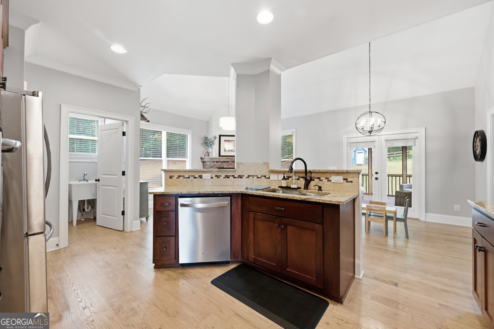 410 Kings Point Drive Canton - Photo 17