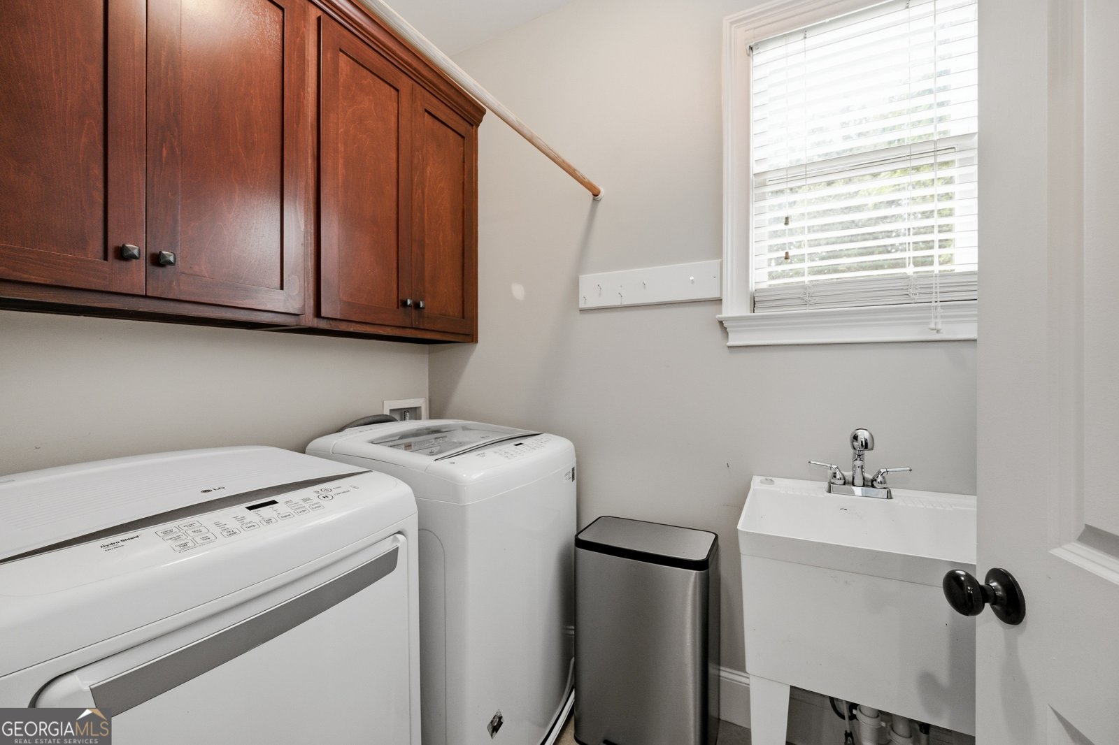 410 Kings Point Drive Canton - Photo 32