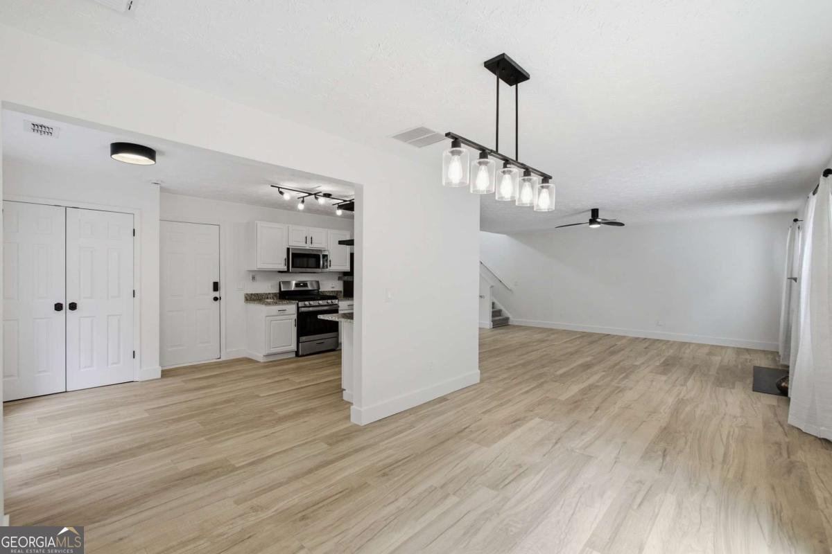 522 Carrington Court Canton - Photo 10