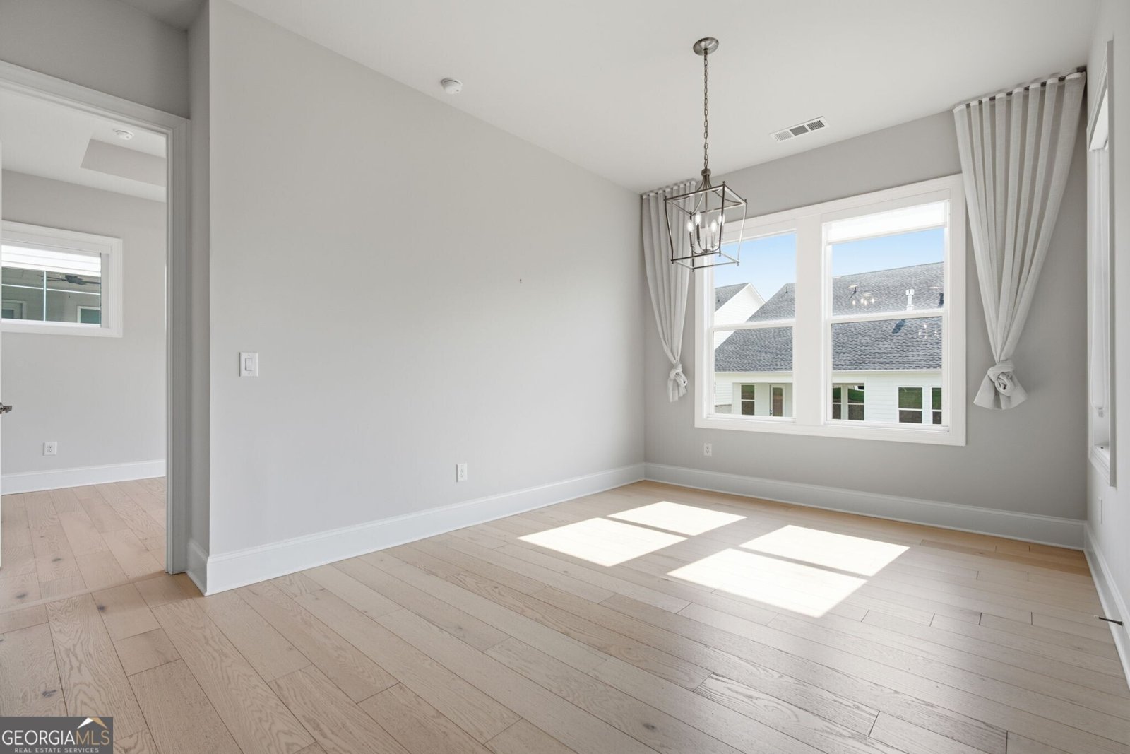 239 Mooney Road Woodstock - Photo 14