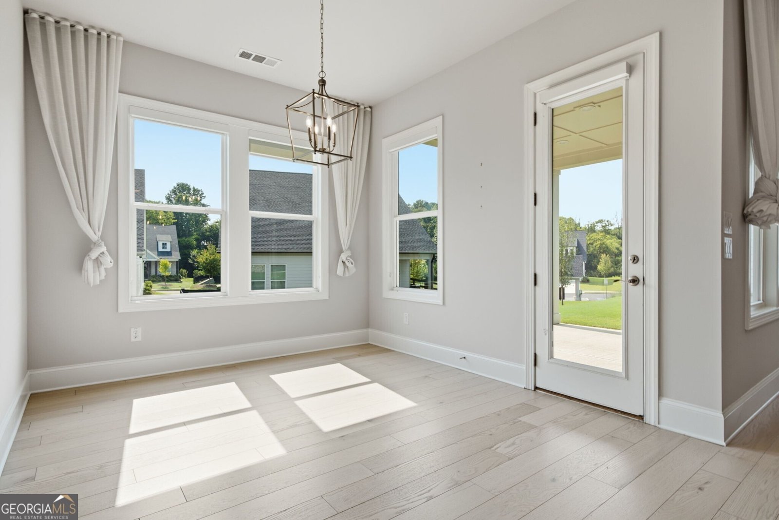239 Mooney Road Woodstock - Photo 22