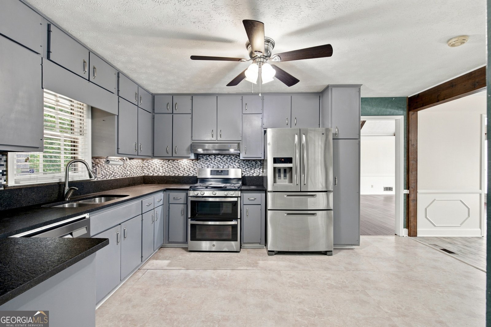 4328 Shady Drive Lilburn - Photo 12