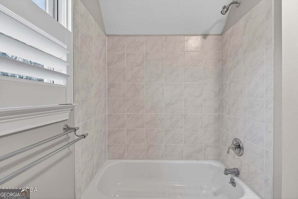 208 Huntington Court Macon - Photo 49