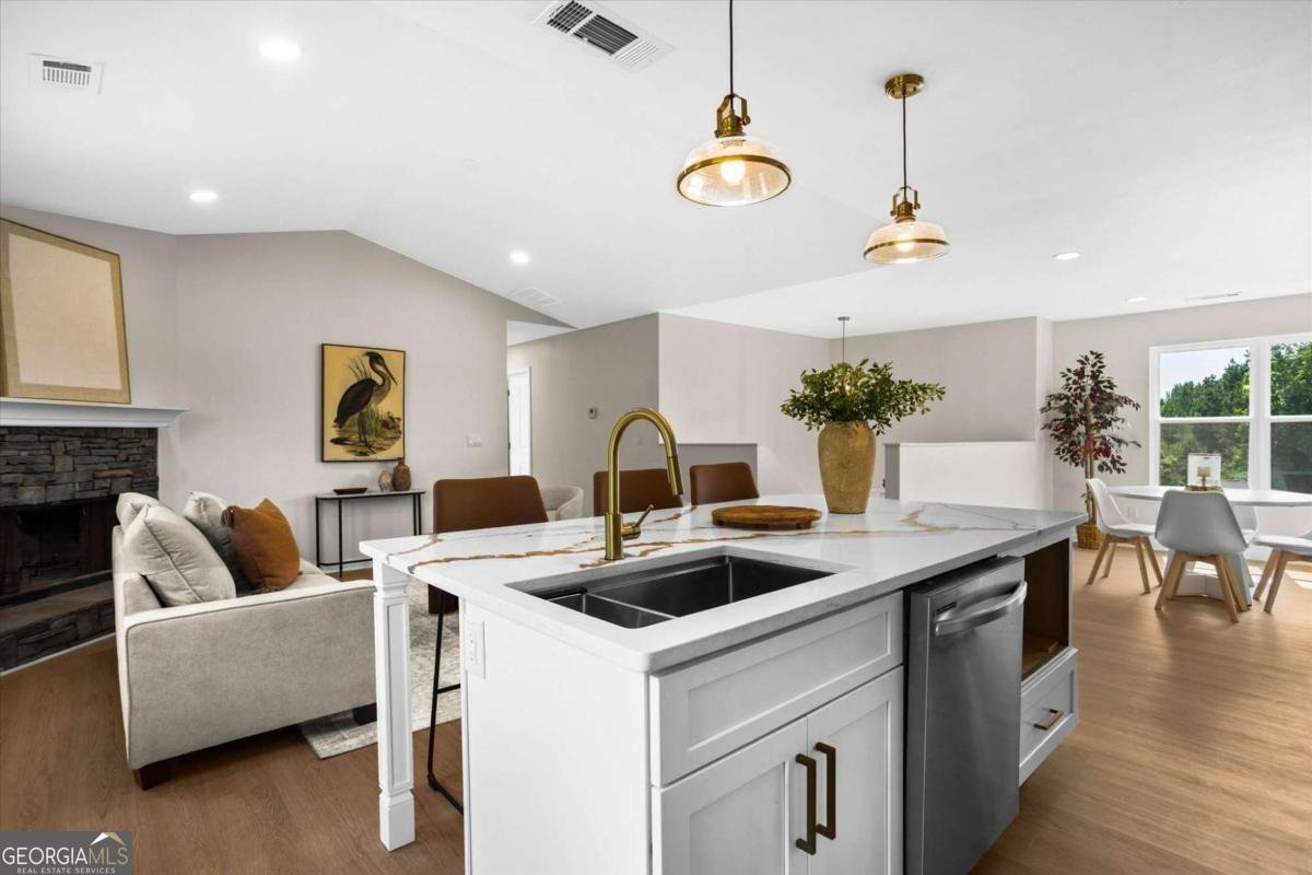 305 Hunters Trace Covington - Photo 15