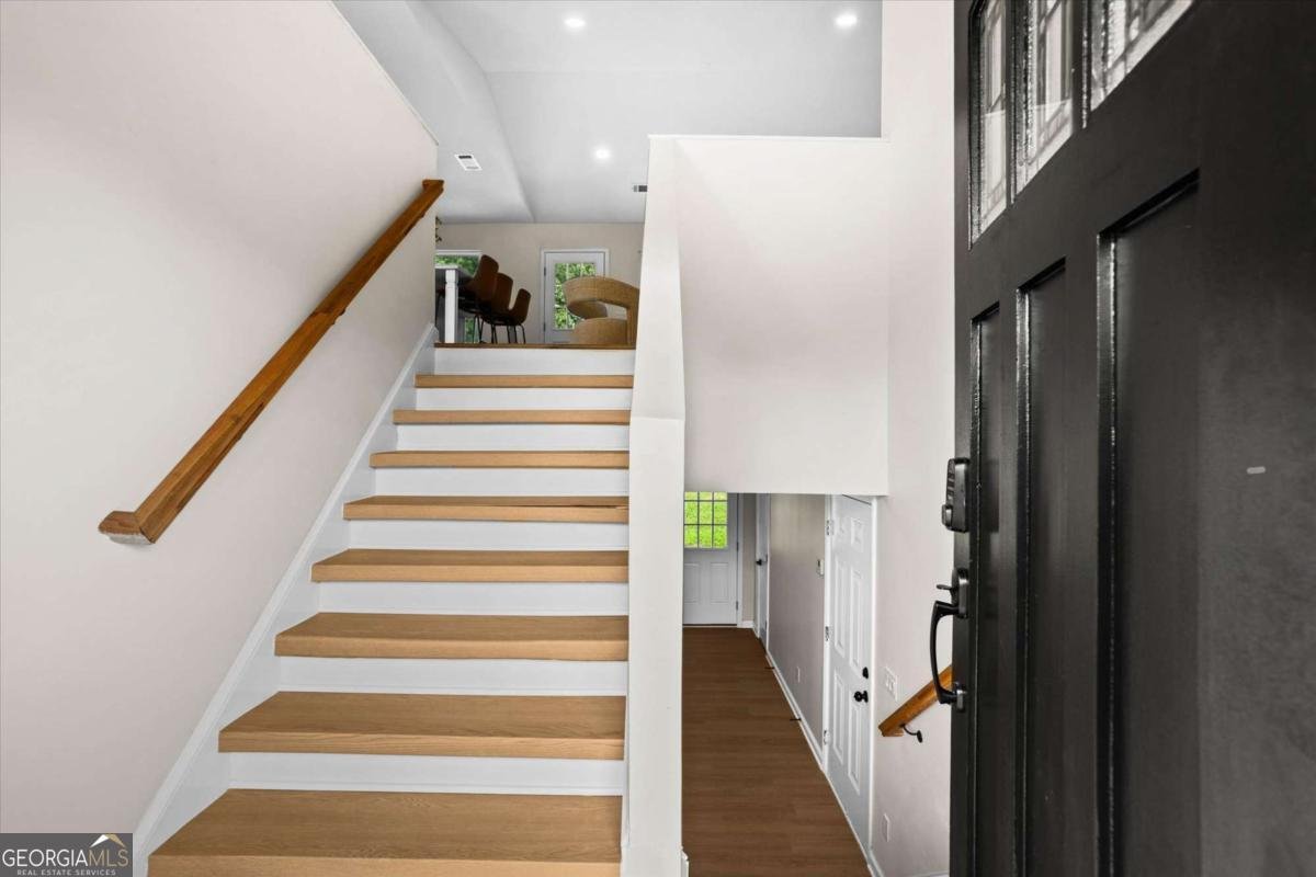 305 Hunters Trace Covington - Photo 8