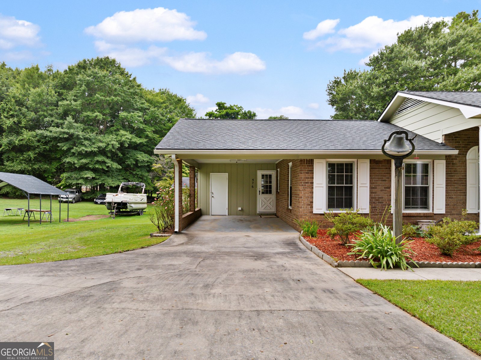 576 Reeceburg Road Silver Creek - Photo 6