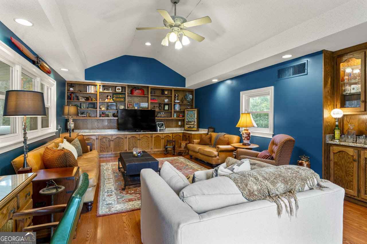 147 Stafford Avenue Barnesville - Photo 18