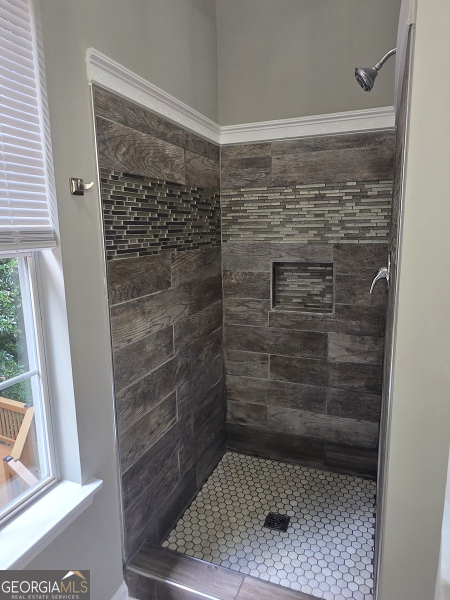 1360 Waterford Lane Monroe - Photo 10
