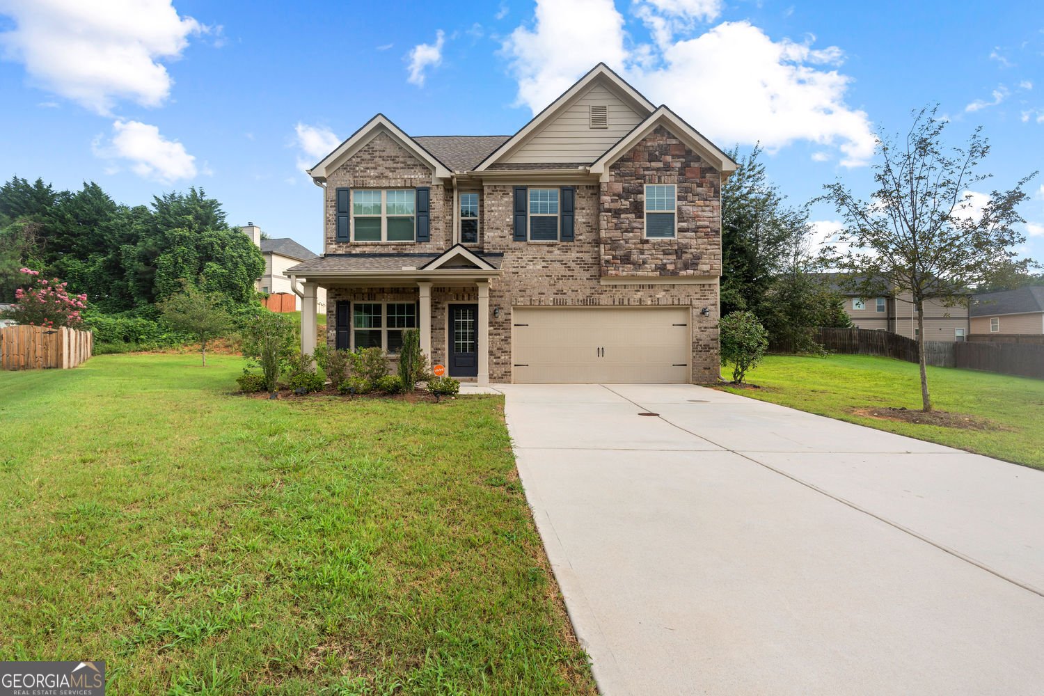 7974 Granmore Court Lithia Springs - main photo