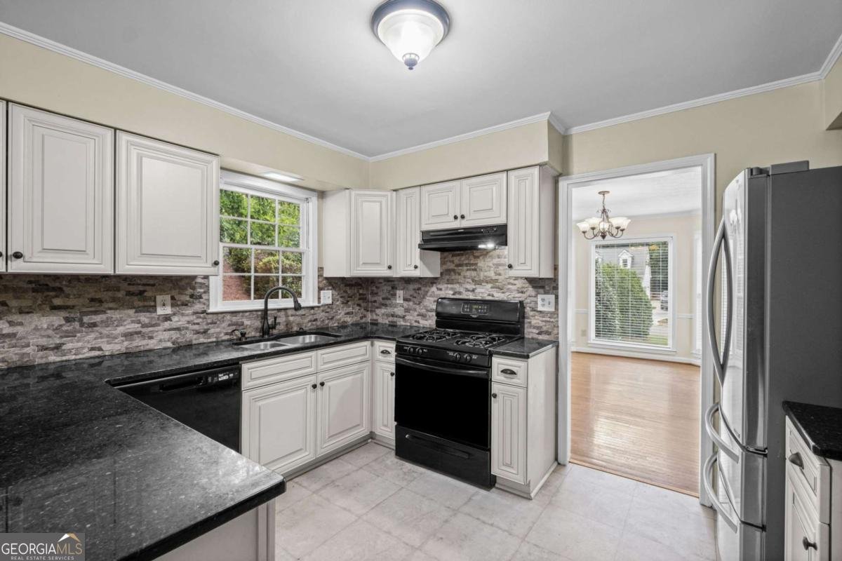 3385 New Heritage Drive Johns Creek - Photo 14