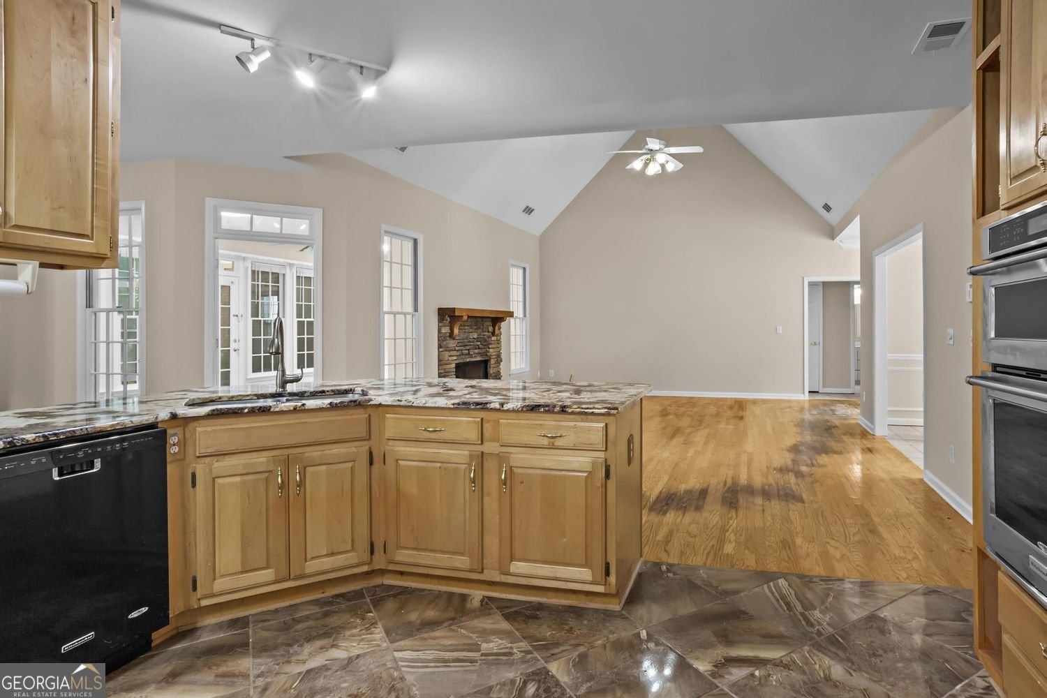 2161 Major Loring Way Marietta - Photo 8