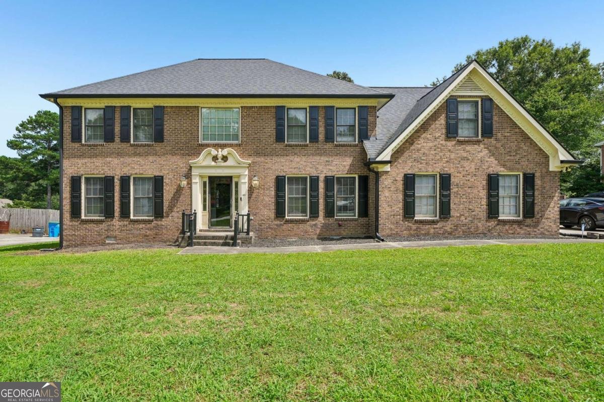 2588 Hickory Cove Lilburn - main photo