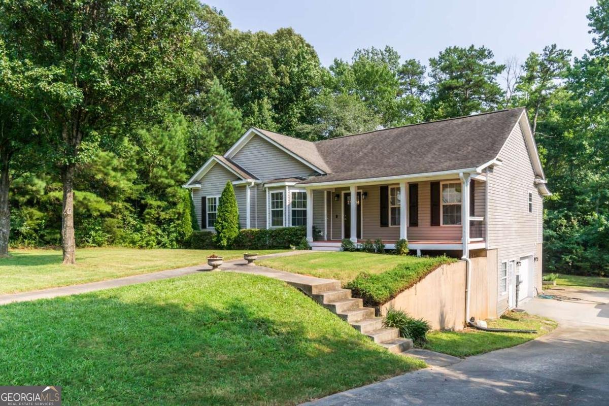 173 Stegall Place Dawsonville - main photo