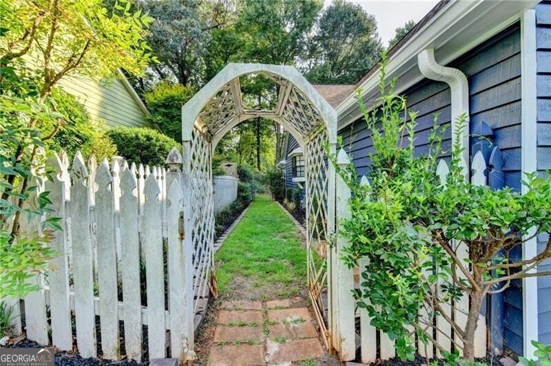 1122 Realm Lane Lawrenceville - Photo 41