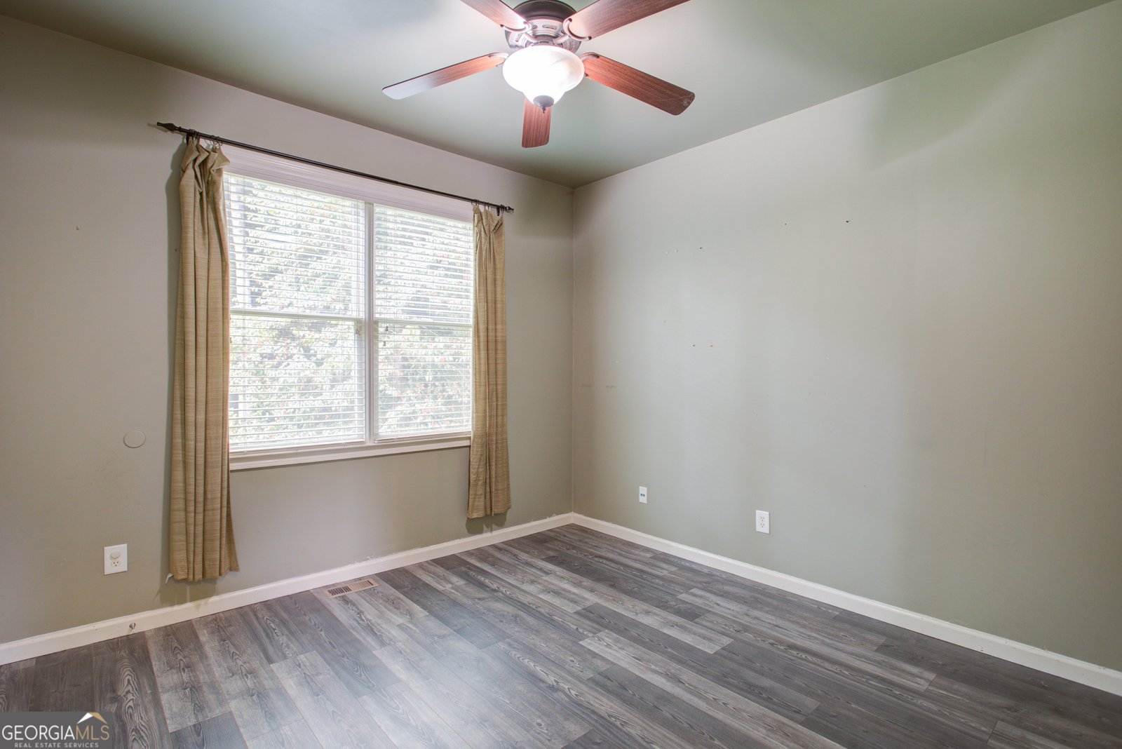 9025 Devonwood Court Gainesville - Photo 20