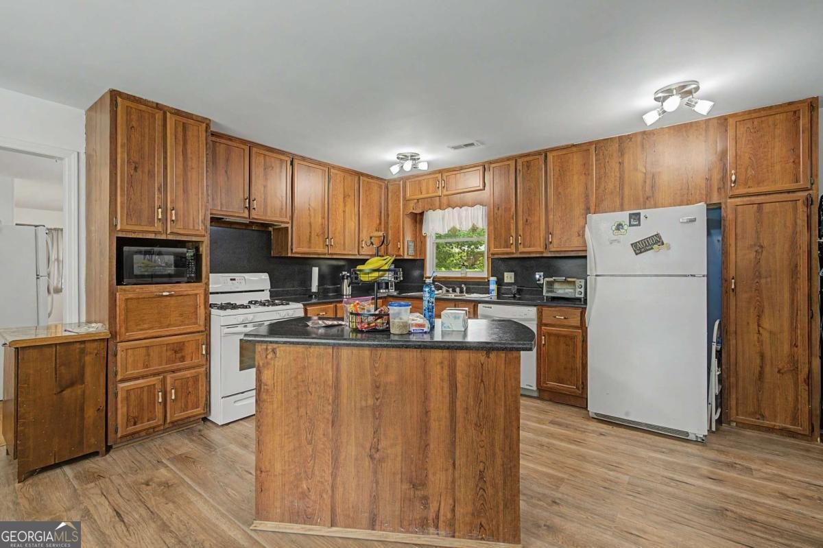 5512 Andrew Drive Mableton - Photo 9
