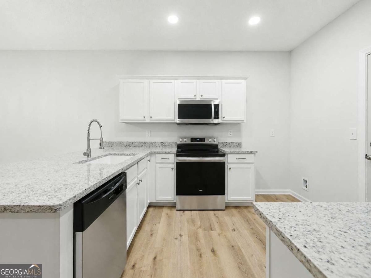 174 Madeline Court Mcdonough - Photo 12