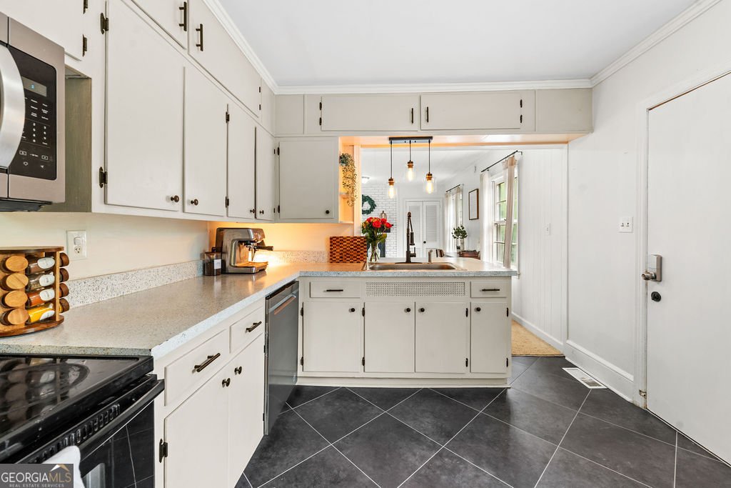 613 Terrace Street Griffin - Photo 12